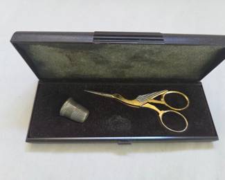 #147	Vintage Qualitat Solingen Vergoldet Gold Plated Scissors and Thimble in case	 $30.00 