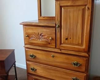 2nd of mactching trundle bedroom set