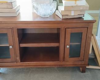 Entertainment stand