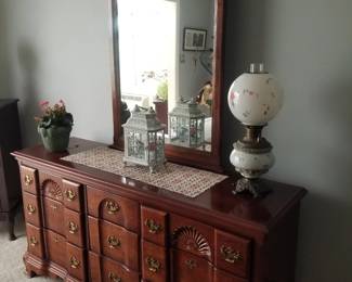Vaughan Bassett bedroom suite: dresser with mirror