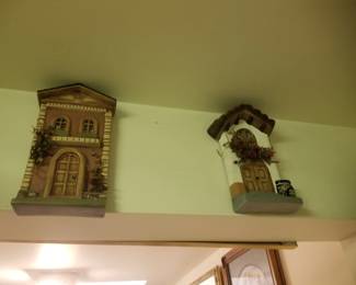Decorative house sculptures