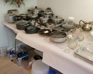 Pots & pans; glass bakeware