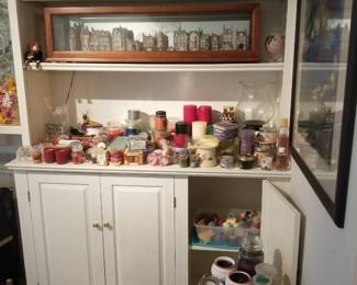 Extensive amount of Yankee candles, candle melts & votives