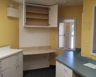 Upper & base cabinets