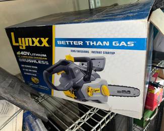 CORDLESS SAW