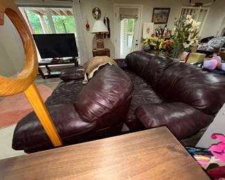 LEATHER SOFA & LOVE SEAT