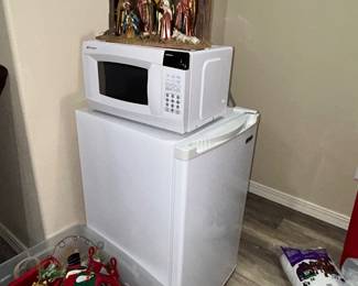 MINI FRIDGE