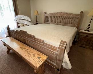 SOLID WOOD KING BED & NIGHTSTANDS