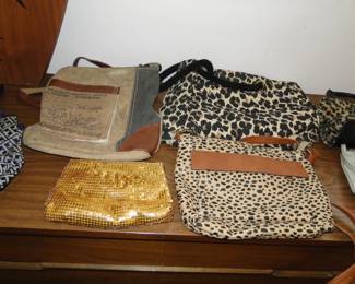Lots of great ladies purses