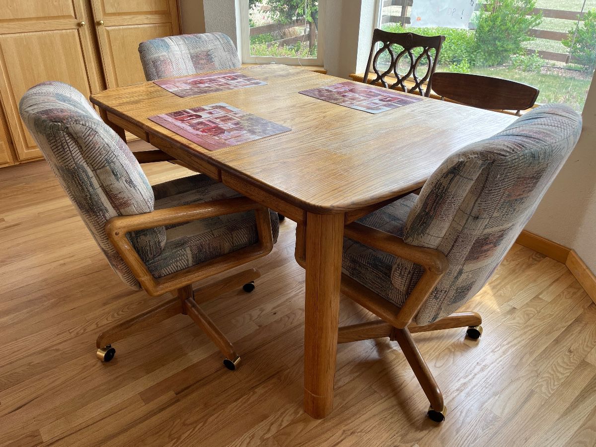 Oak kitchen table