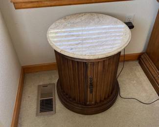 End table