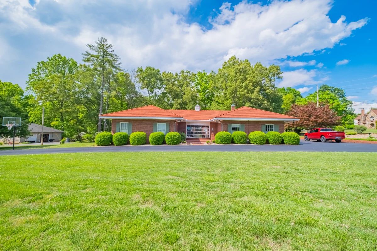 200 Westbrook Lane, McMinnville, Tn 37110