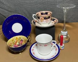 Mid-Century Modern, Vintage Furniture, Collectibles, Porcelain, Dolls & More
