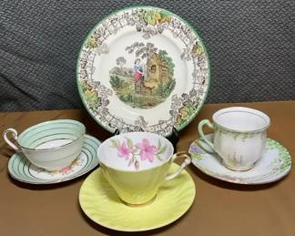 Mid-Century Modern, Vintage Furniture, Collectibles, Porcelain, Dolls & More