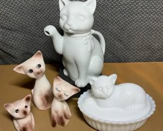 Mid-Century Modern, Vintage Furniture, Collectibles, Porcelain, Dolls & More