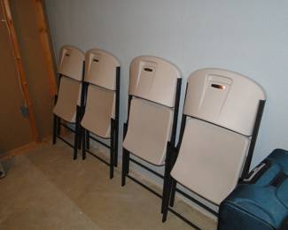 Folding chairs, all in one comfortable size