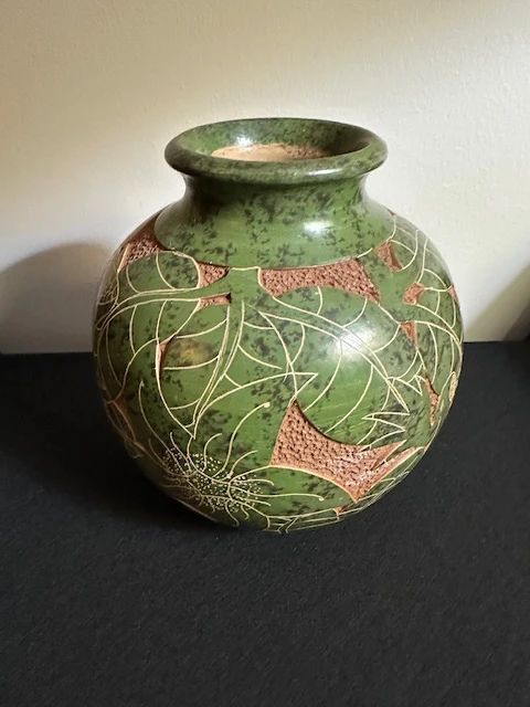 Yalila Ocoh, Costa Rica, 2010 Clay Art pottery