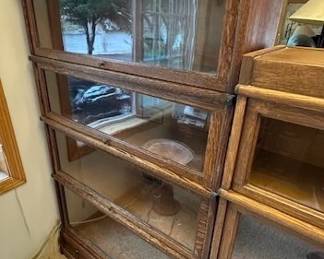 Antique 4- stack barrister book shelf by The Globe Wernicke Co., D=8, 299