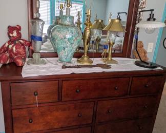 Aspenhome Cambridge Dresser w/Mirror Cherry Wood