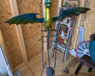 Metal dragon yard wind ornament
