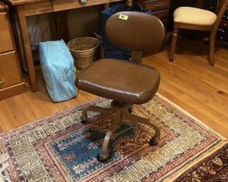 Vintage rolling office chair