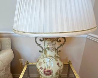 Vintage floral table lamp