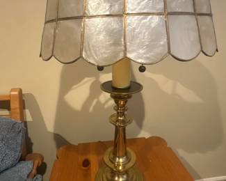 Table lamp