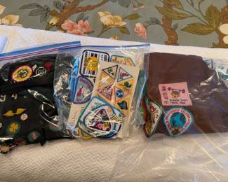 Vintage Girl Scout and Brownie items.