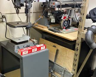 a Clarke multi-purpose mill/drill/lathe machine.