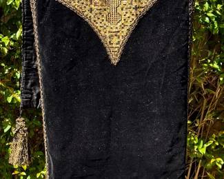 Velvet Runner with Gold