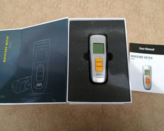 Lot 44: AOM Moisture Meter TS003 