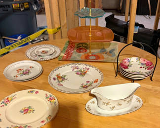 Lot 41: Decorate Plat Lot