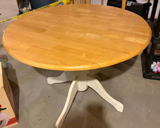 Lot 51: Drop Leaf Table