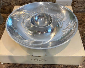 Lot 14: Lenox Chip and Dip