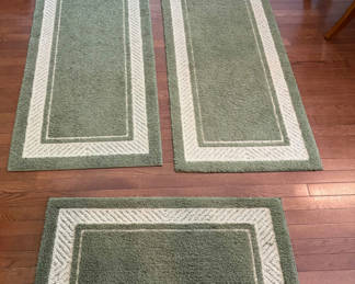 Lot 60: 3 Matching Rugs