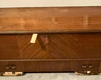Lot 33: Vintage Lane Cedar Chest
