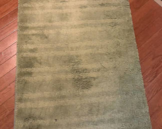 Lot 76: Green Runner