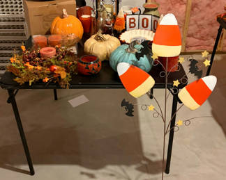 Lot 61: Halloween lot