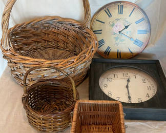 Lot 121: Decorative Clocks And Baskets