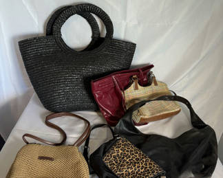 Lot 72: Assorted Handbags and Purses