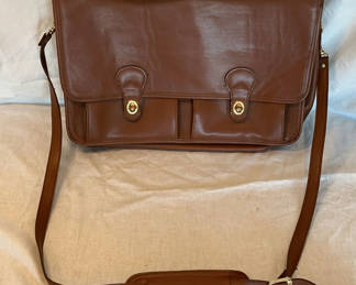 Lot 79: Vintage Coach Leather Bag