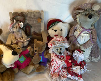 Lot 50: Assorted Plush Toys and Dolls