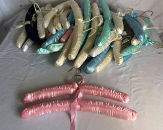 Lot 18: Padded Satin Hangers