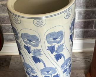 Umbrella stand