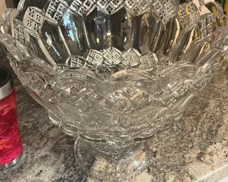 Punch bowl and pedestal