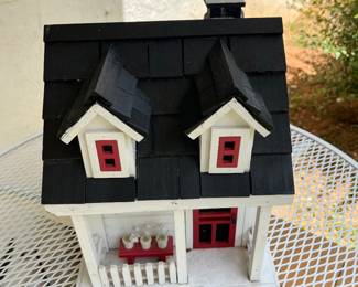 Bird house
