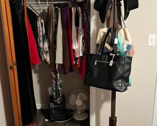 Lots of woman’s clothes, mostly Belks