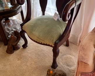 Barrel back Arm Chair 