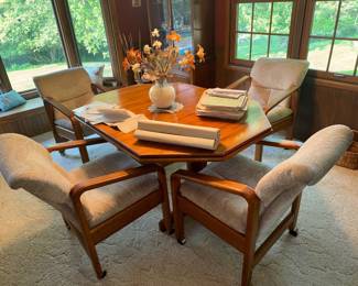 Kitchen table