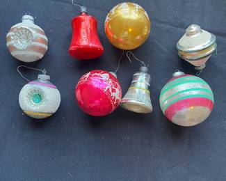 L62 - $35. Vintage Mercury Glass Ornaments. 8 Pieces.